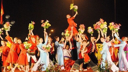 Gala night honors Vietnamese ethnic culture - ảnh 1